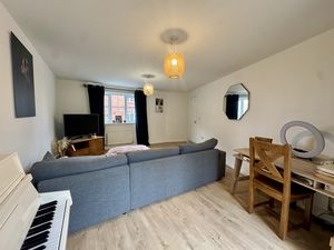 Photo 21- click for photo gallery